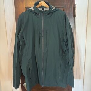 Men's Lululemon Green Rain Jacket